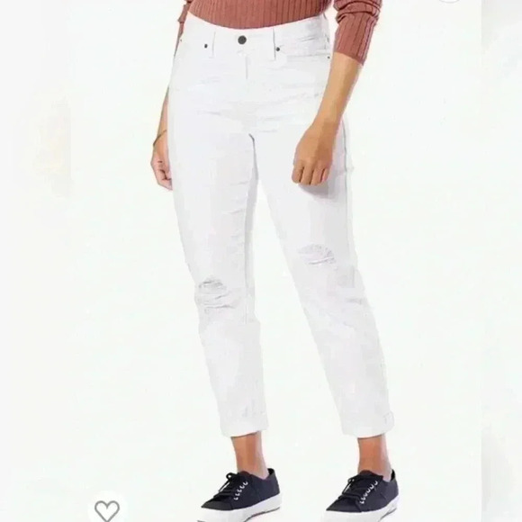 Denizen from Levi's Denim - Denizen Levi’s modern slim cuffed stretch white jeans size 26